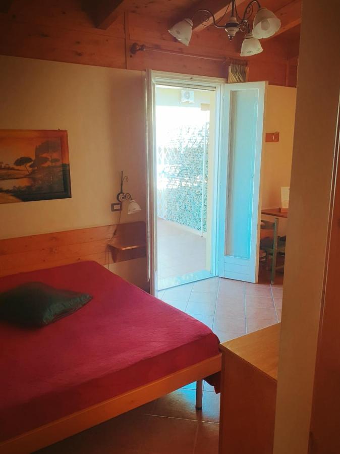ビシェーリエ Olympo Bed & Breakfast エクステリア 写真