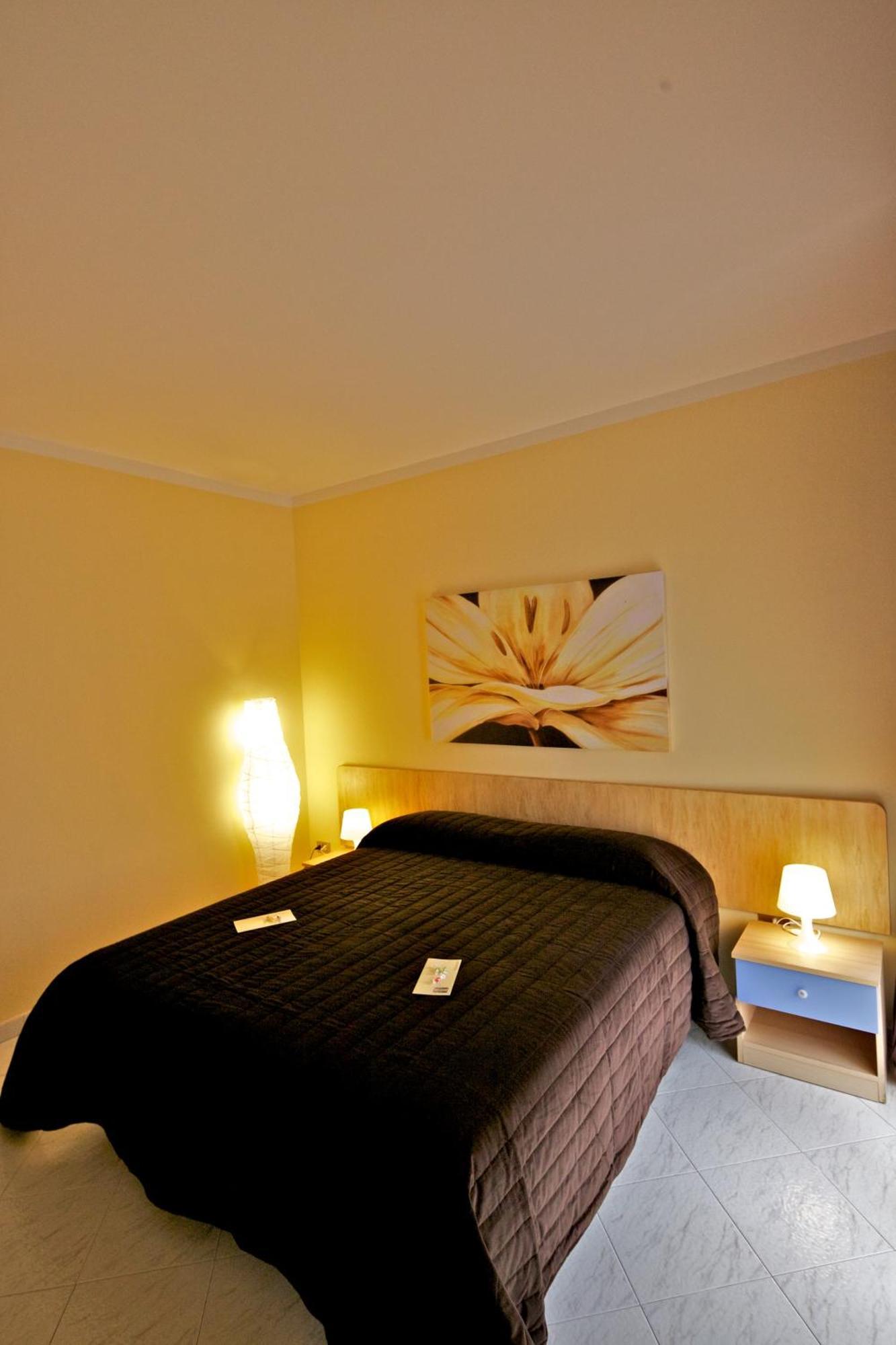ビシェーリエ Olympo Bed & Breakfast エクステリア 写真